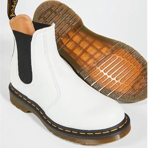 [NWT] White Dr. Martens 2976 YS Chelsea Boots